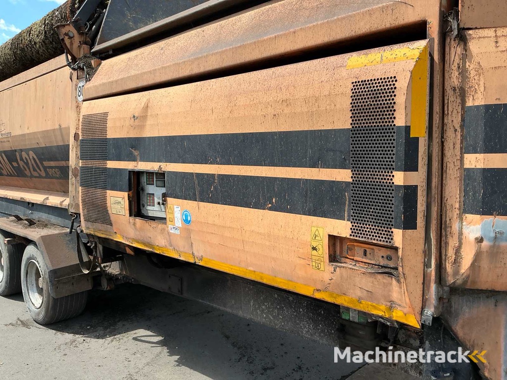 2008 Doppstadt SM-620 profi Mobile drum screening system