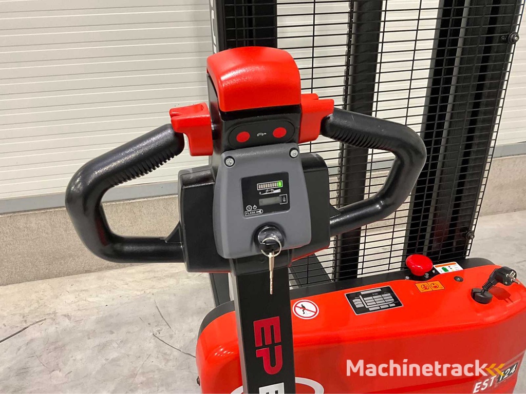 EP - 2025 - EST 124 3.0 meter - Stacker