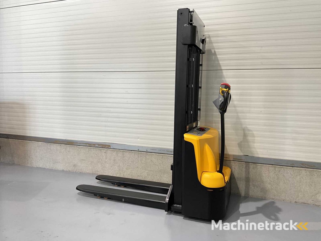 RTE - 2025 - WS15H - Stacker