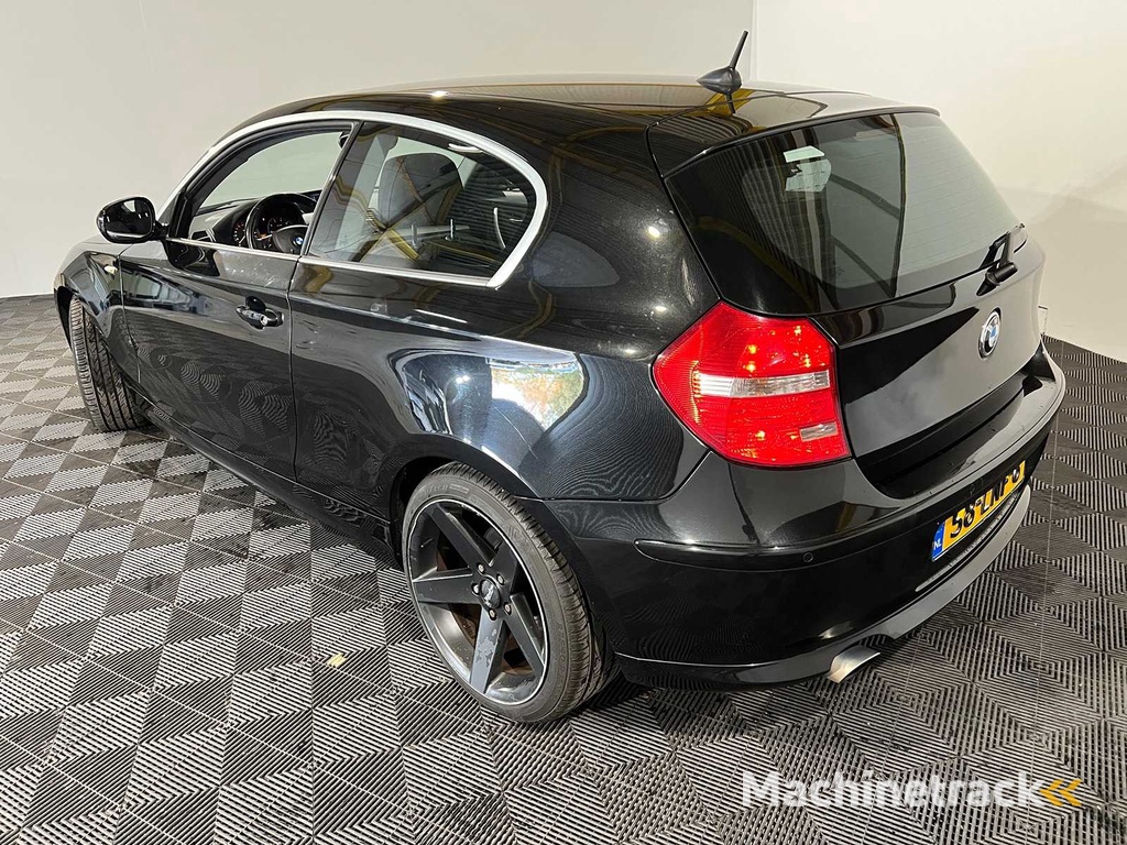 BMW 1er 116i Business Line Style, 58-LNF-8
