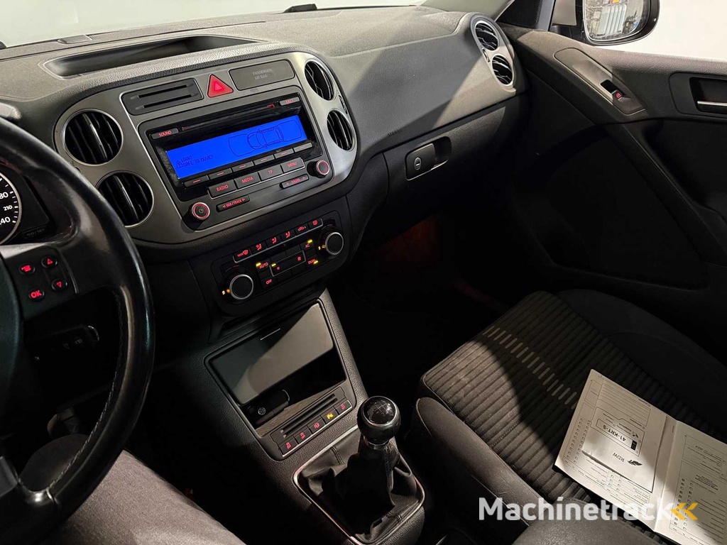 Volkswagen Tiguan 1.4 TSI Sport&amp;Style, 41-KRT-5