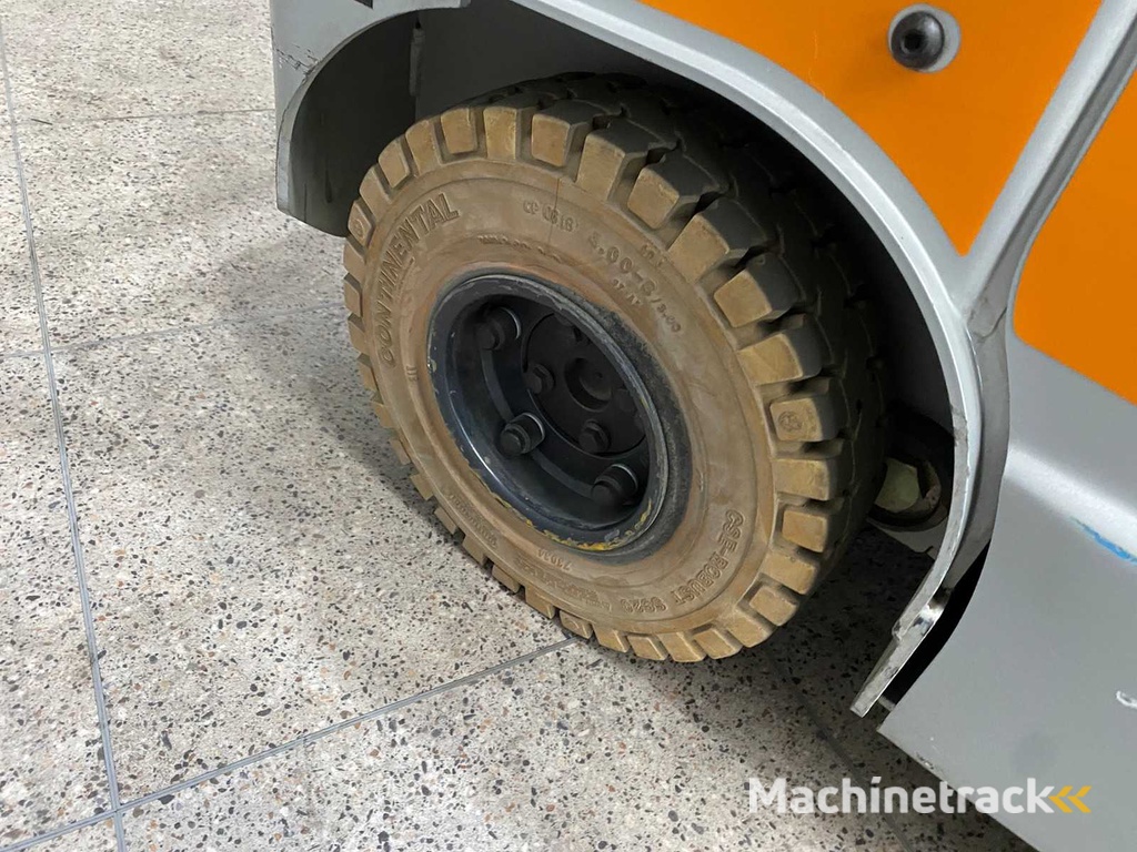 Still - 2018 - LTX70 - Industrietraktor