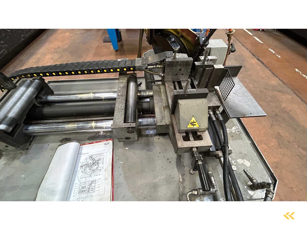 FMB ZEUS / 240 AVD Automatische Bandsäge