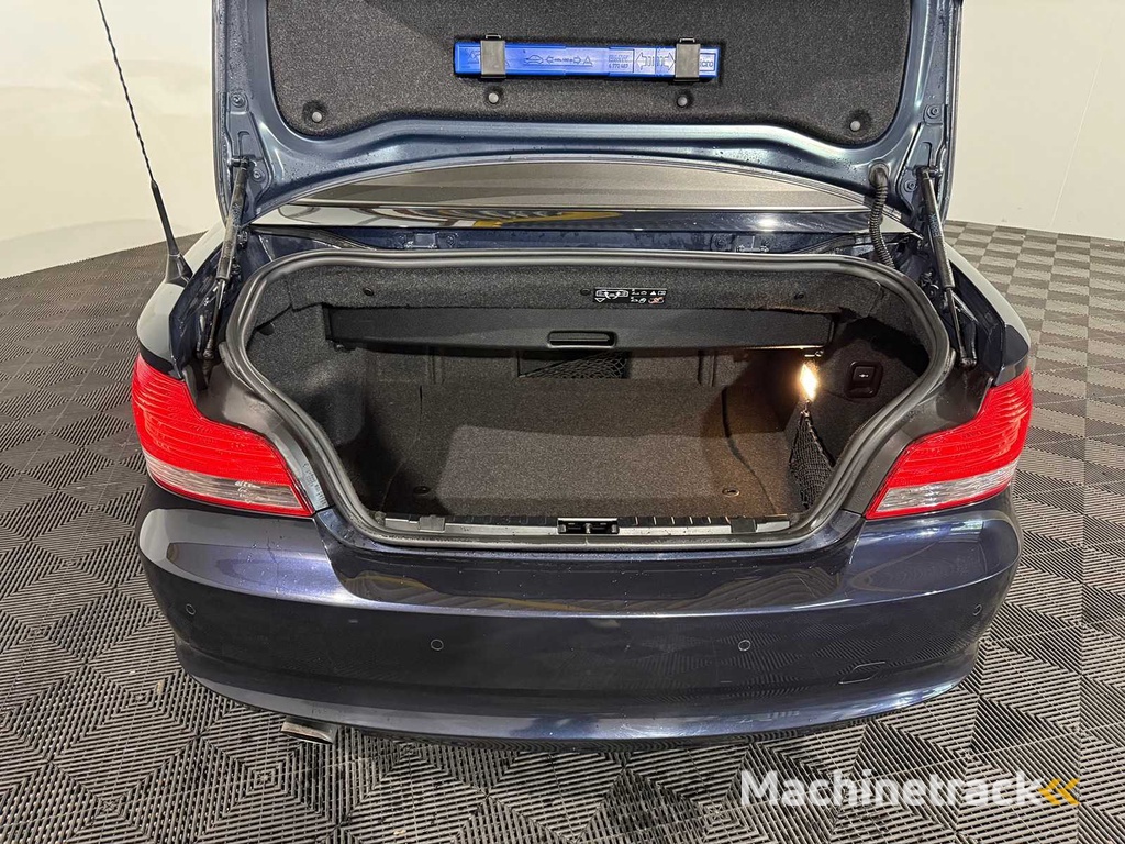 BMW 1er Cabrio 118i High Executive, 43-HZT-4