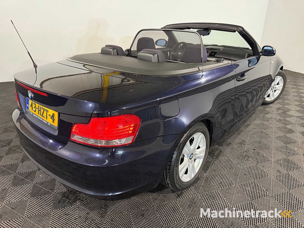 BMW 1er Cabrio 118i High Executive, 43-HZT-4