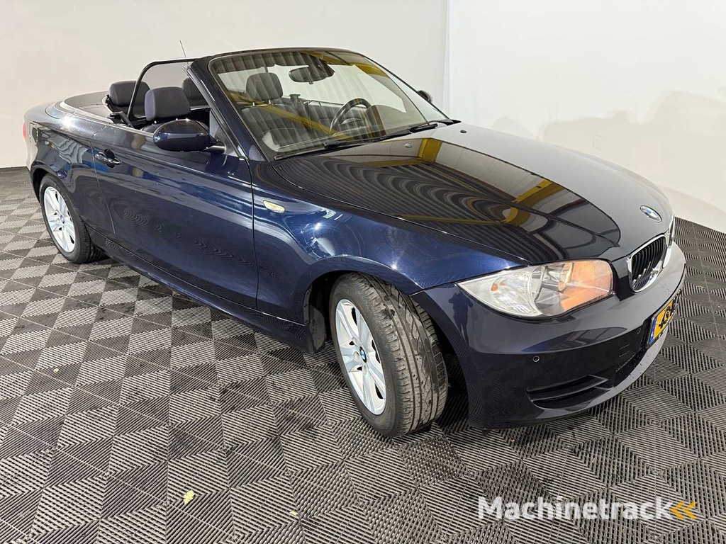 BMW 1er Cabrio 118i High Executive, 43-HZT-4