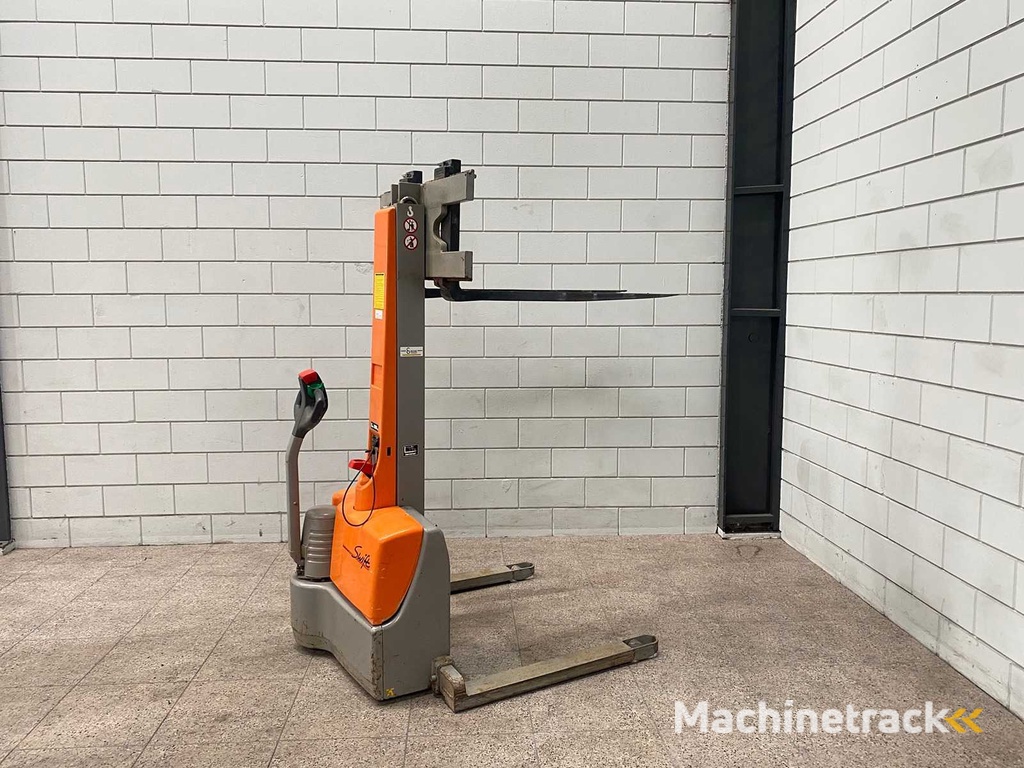 Jungheinrich - 2000 - EBC 10G-117-156E - Stapelaar