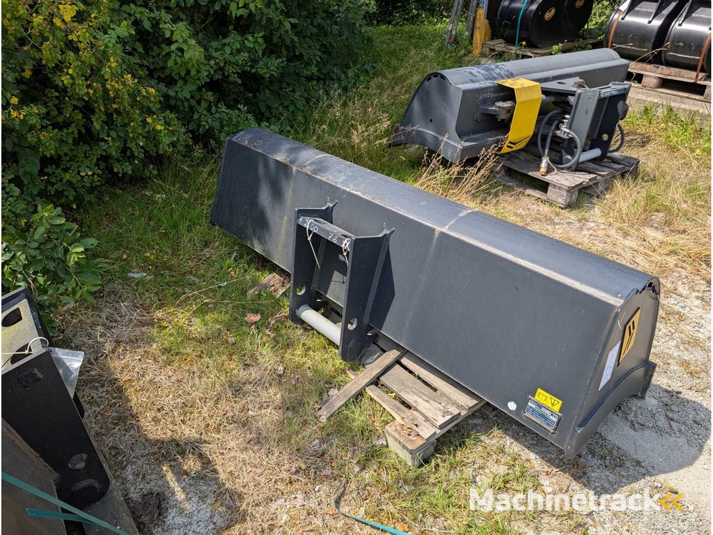 CSERI GMBH  GRABENRAEUMLOEFFEL STARR 2000MM - SW08 - 447 LITER - TYP4.5