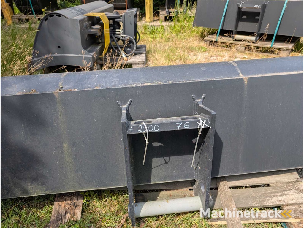 CSERI GMBH  GRABENRAEUMLOEFFEL STARR 2000MM - SW08 - 447 LITER - TYP4.5