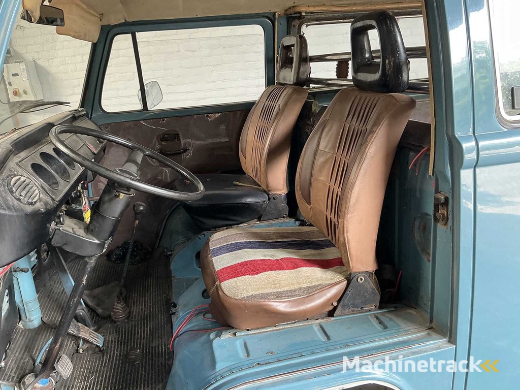 Volkswagen - T2 - T2 - Classic Car