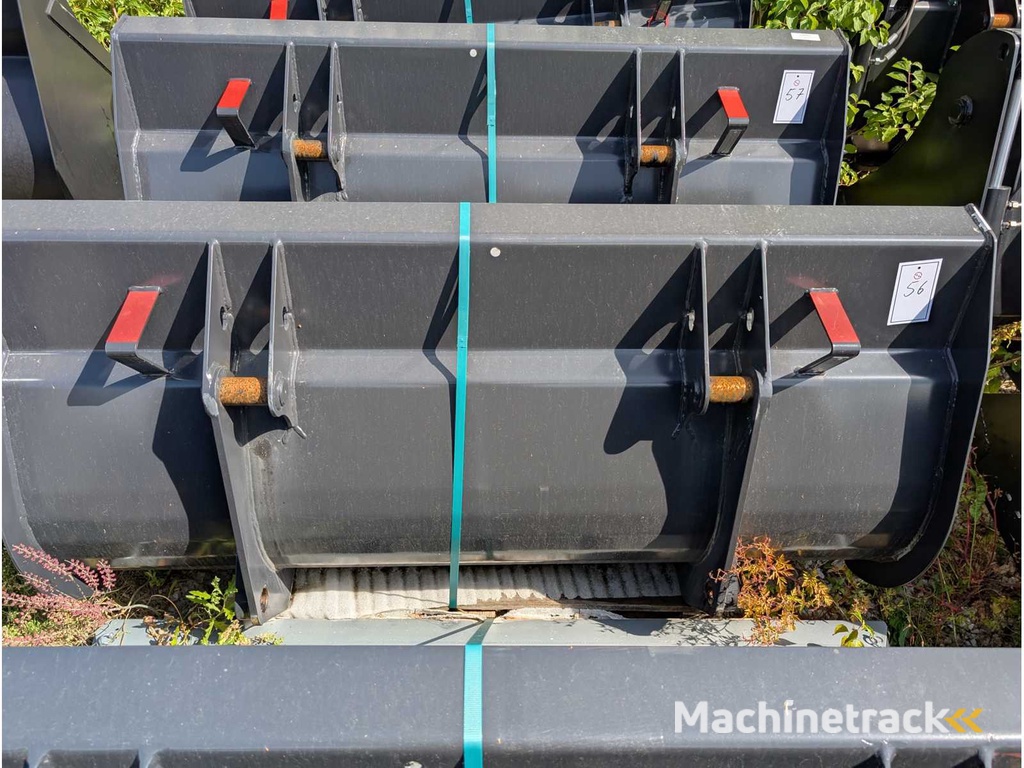 DEKPOL STEEL SP. Z.O.O.  LADESCHAUFEL MIT ZAEHNEN - AS - 1850 MM - 0.80 CBM