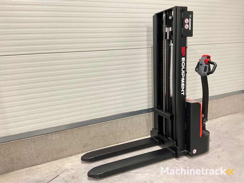 EP - 2025 - ESL 2,7 meter - Stapelaar