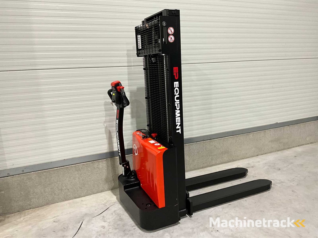 EP - 2025 - ESL 2,7 meter - Stapelaar