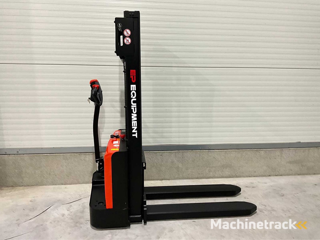 EP - 2025 - ESL 2,7 meter - Stapelaar