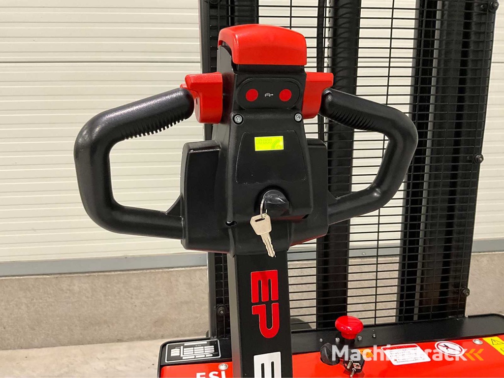 EP - 2025 - ESL 2,7 meter - Stapelaar