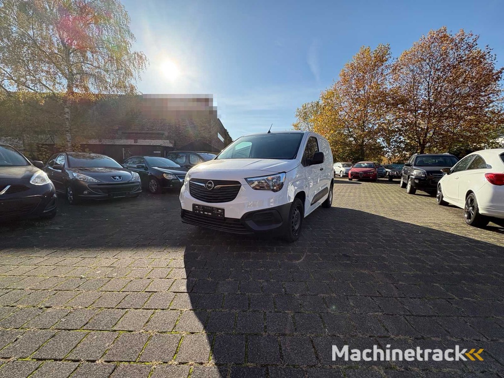 OPEL COMBO Cargo - Kastenwagen / Transporter