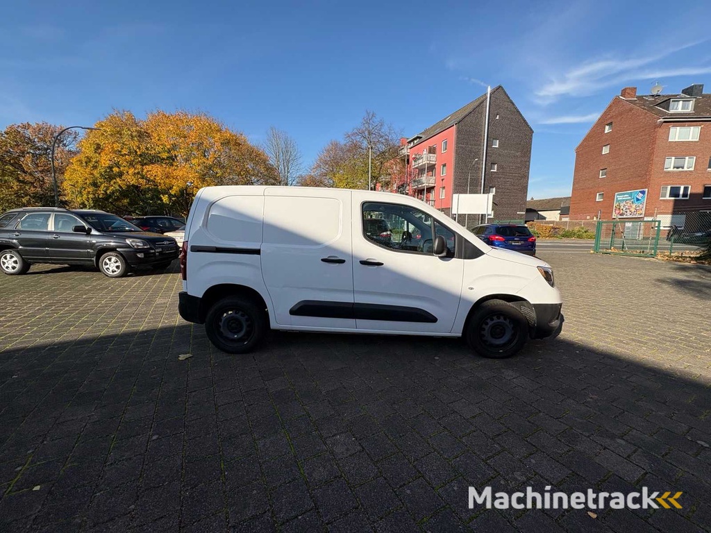 OPEL COMBO Cargo - Kastenwagen / Transporter