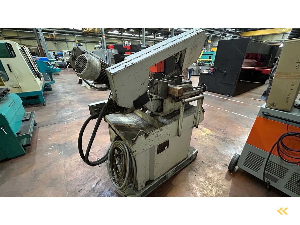 KASTO FUNCTIONAL U Halbautomatische Bandsäge