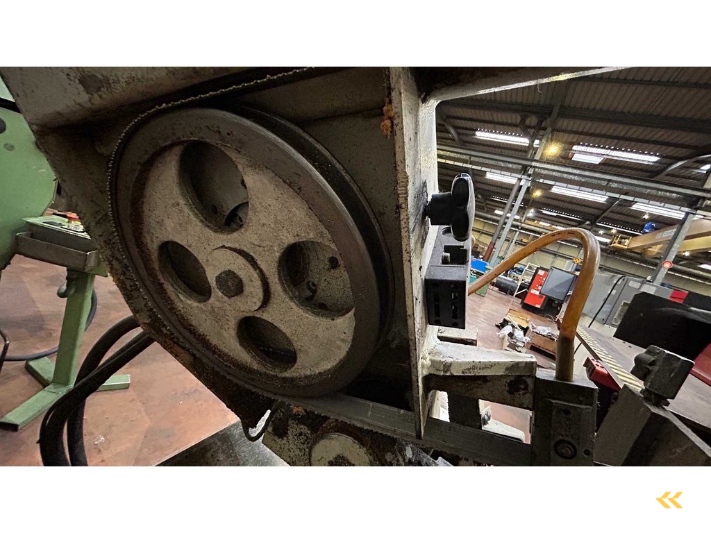 KASTO FUNCTIONAL U Halbautomatische Bandsäge