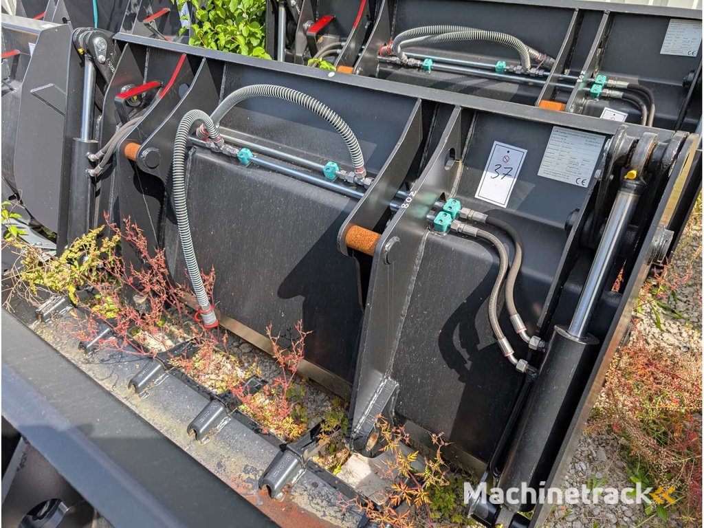 LSB - UNI-SCHAUFEL MIT ZAEHNEN - AS - 1850 MM - 0.8 CBM - 2023 - Schaufeln