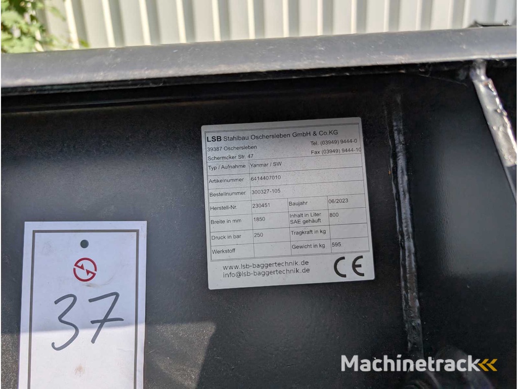 LSB - UNI-SCHAUFEL MIT ZAEHNEN - AS - 1850 MM - 0.8 CBM - 2023 - Schaufeln