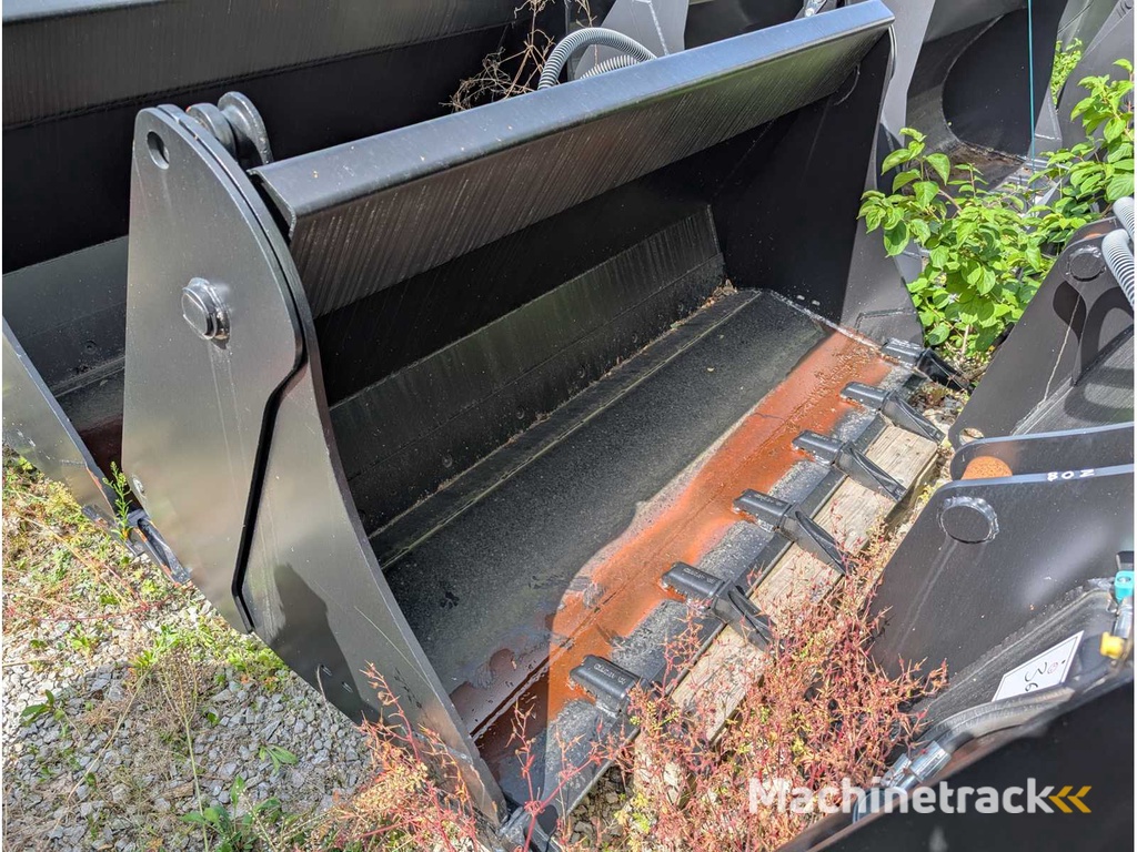 LSB - UNI-SCHAUFEL MIT ZAEHNEN - AS - 1850 MM - 0.8 CBM - 2023 - Schaufeln