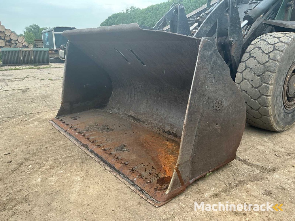 2001: Ljungby L17 Schaufel