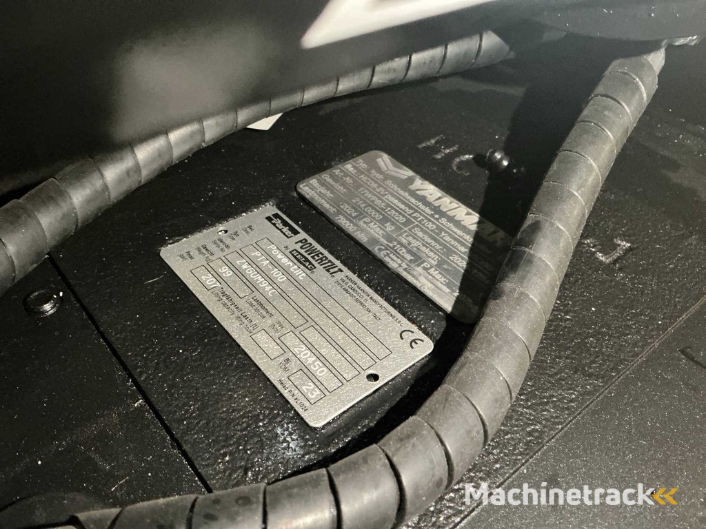 2023 YANMAR Schnellwechsler, hydr. + Schwenkmotor