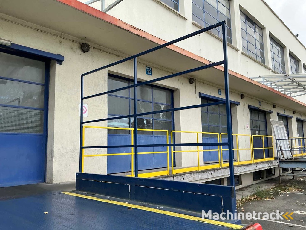 Laadbrug voor laadperron