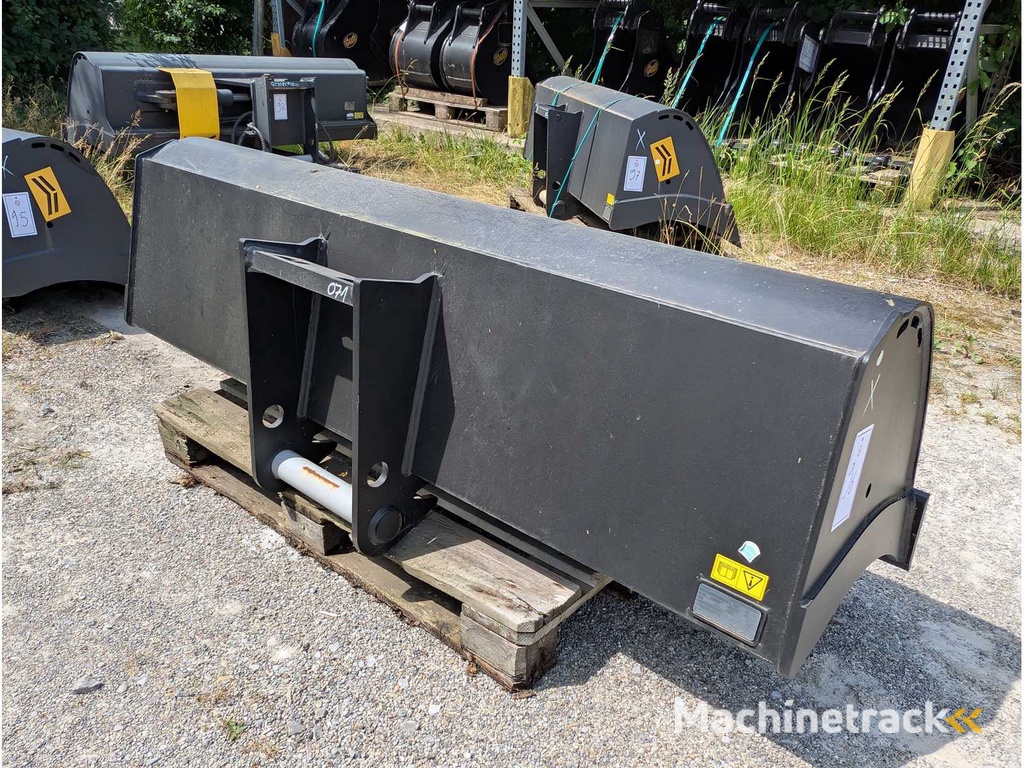 CSERI GMBH  GRABENRAEUMLOEFFEL STARR 1800MM - SW08 - 342 LITER - TYP4