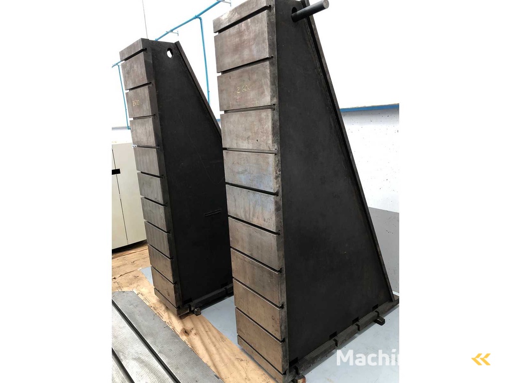 Clamping Brackets (x2)