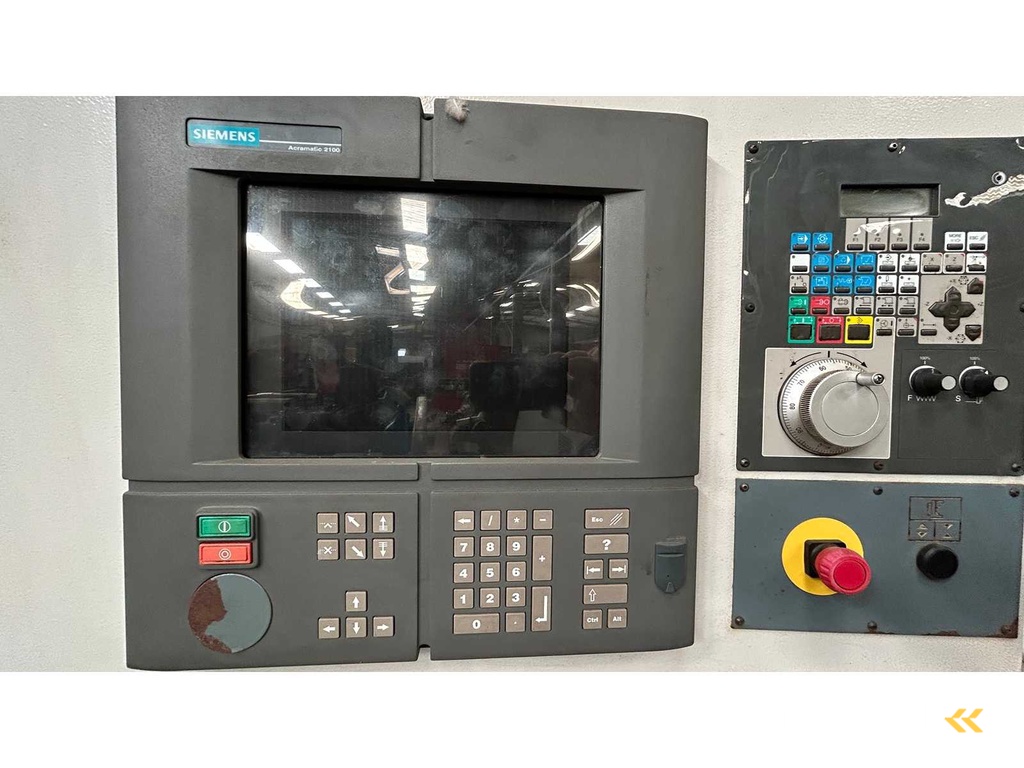 CINCINNATI MACHINE U.K. Ltd. - HAWK 300 - CNC-draaibank - 2002