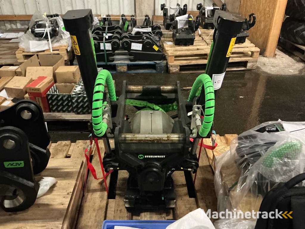 STEELWRIST AB - X12 - 2023 - TILTROTATOR SANDWICH - 2-HOSE SYSTEM - S45/S45 - B95W/B110W