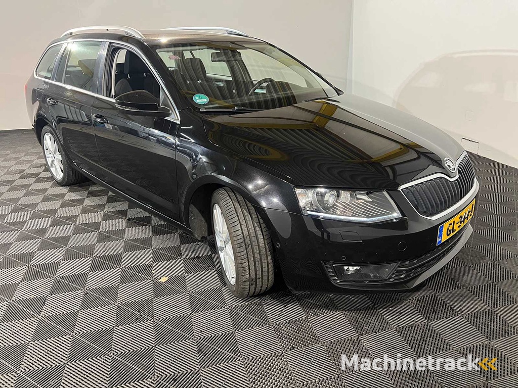 Skoda Octavia Combi 1.2 TSI Grt Eleg Bns, GL-344-J