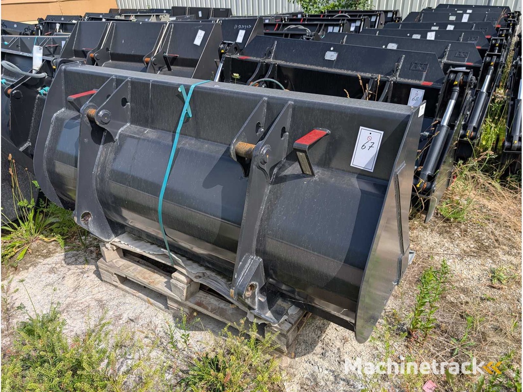 DEKPOL STEEL SP. Z.O.O.  LADESCHAUFEL MIT ZAEHNEN - AS - 1850 MM - 0.70 CBM