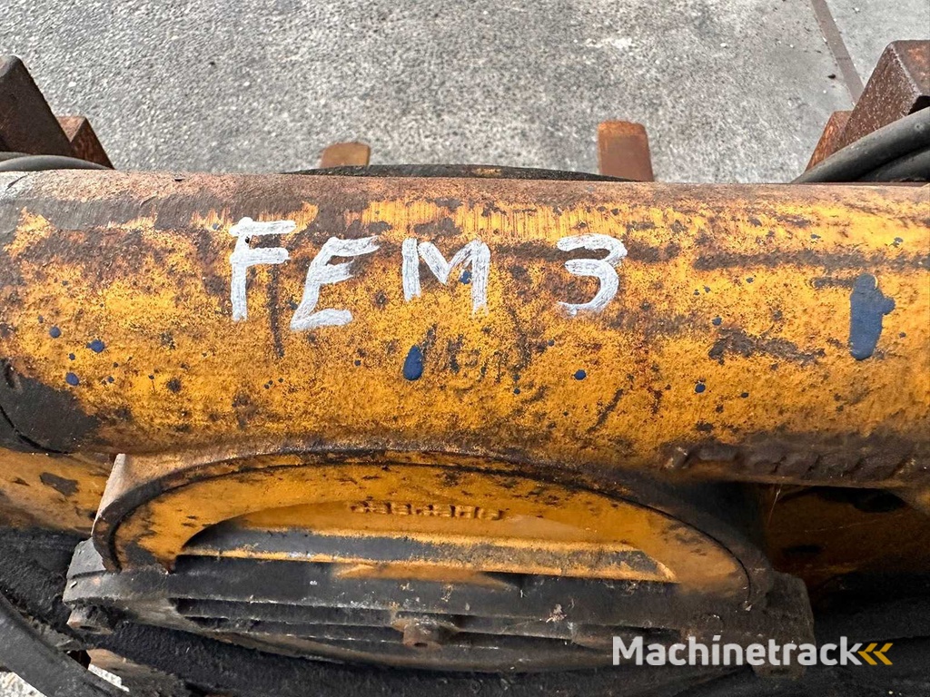 Fork clamp rotator - Cascade fem3 - Forklift accessories