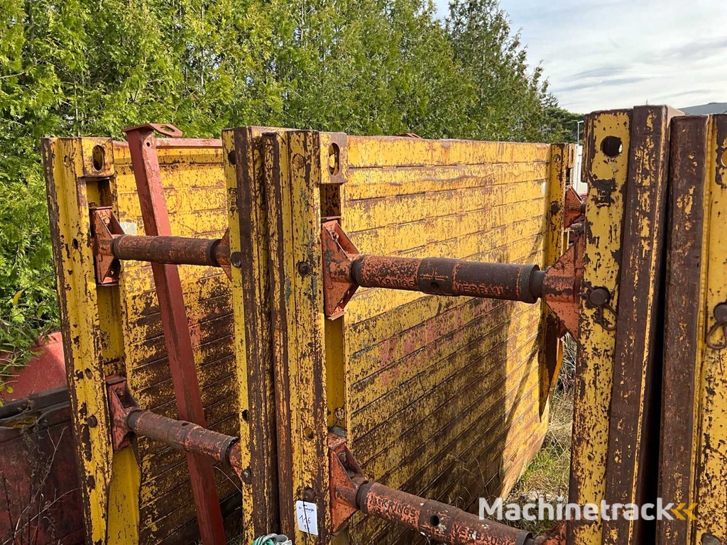 Trench formwork (2x)