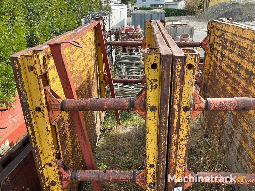 Trench formwork (2x)