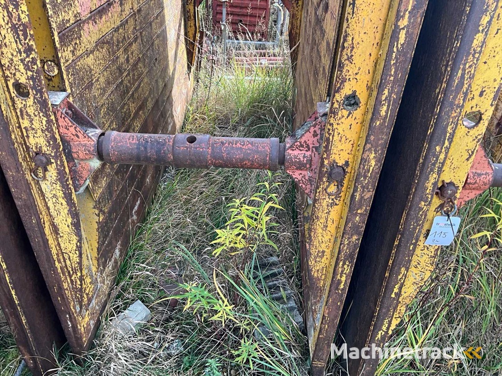 Trench formwork (2x)