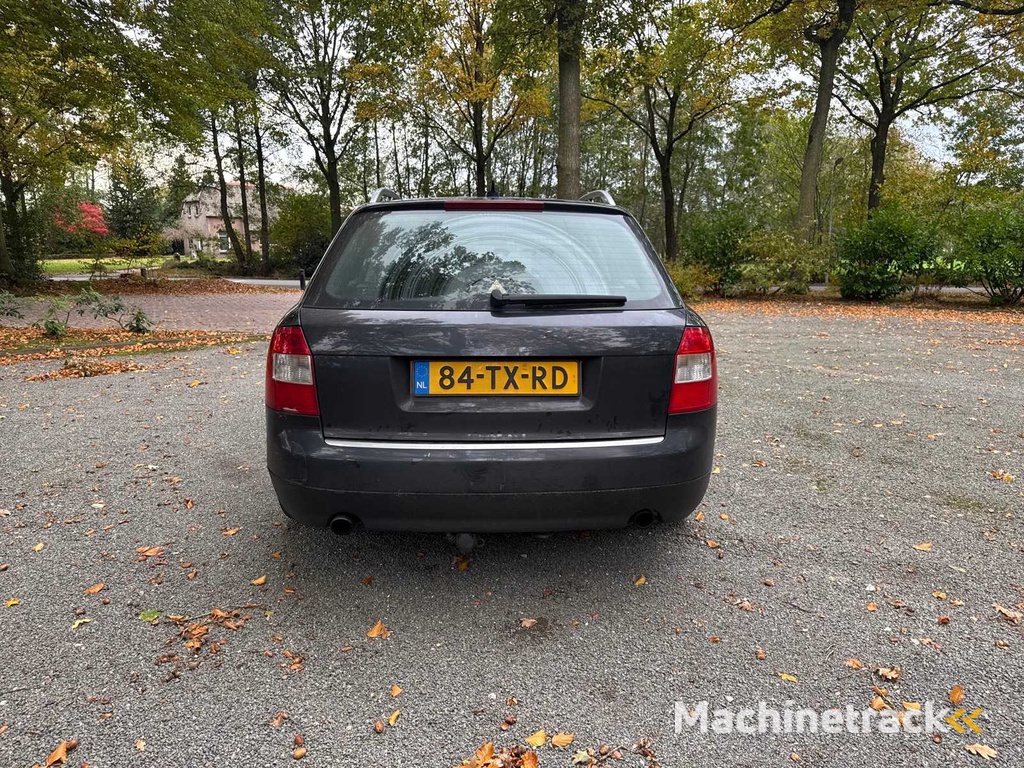2001 - Audi - A4 Avant - 3.0 v6 Quattro - Car