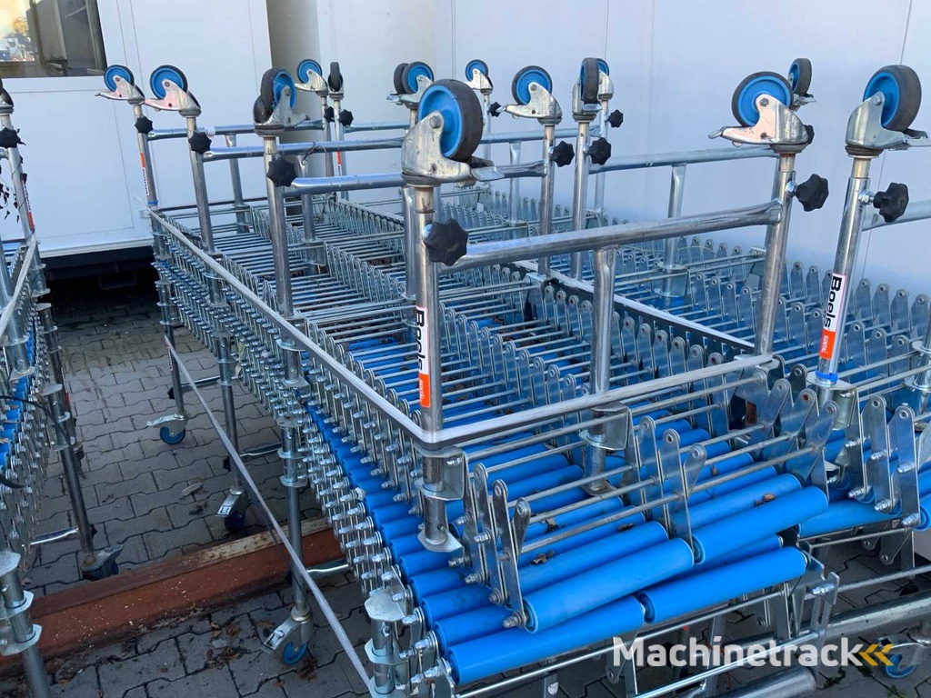 Roller conveyor (2x)