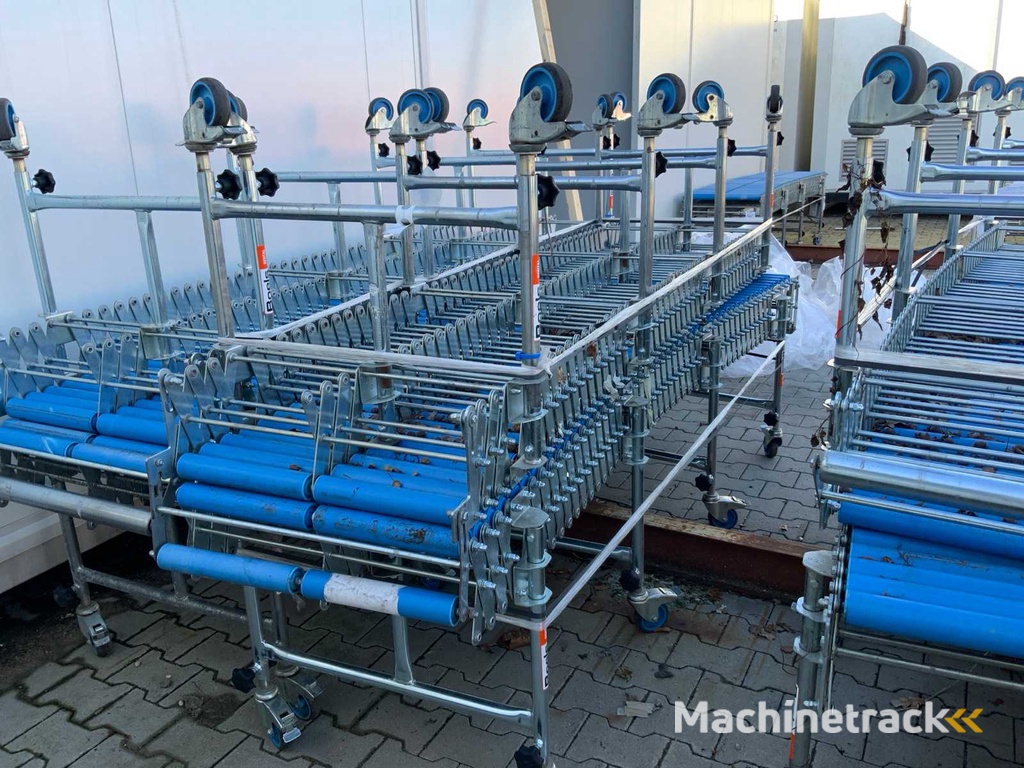 Roller conveyor (2x)