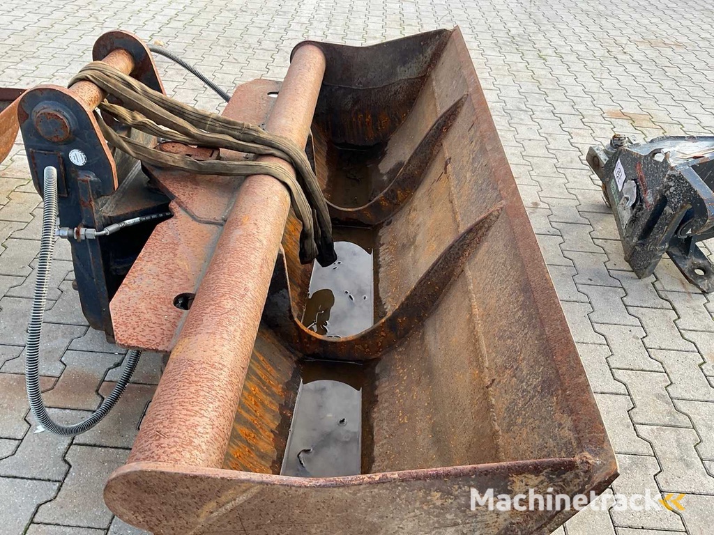 2015 Zeppelin CAT M313 Baggerschaufel