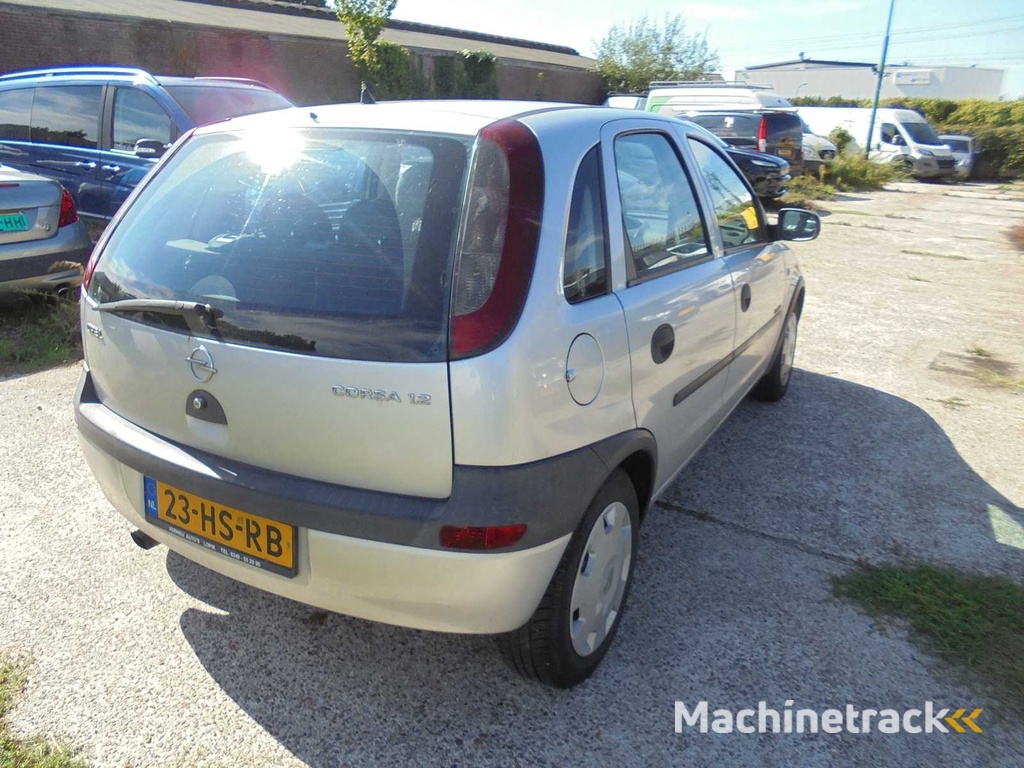 Opel - 2001 - Corsa - 1.2-16V Comfort - 23-HS-RB