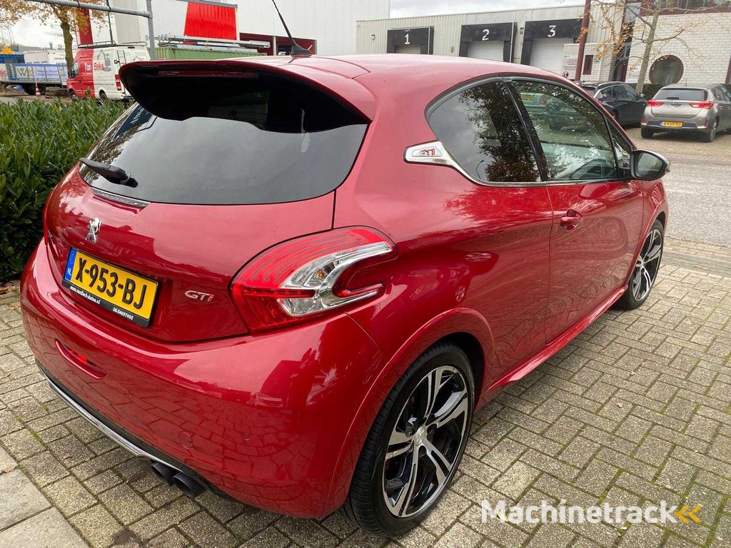 Peugeot - 2014 - 208 - 1.6 THP GTi - X-953-BJ