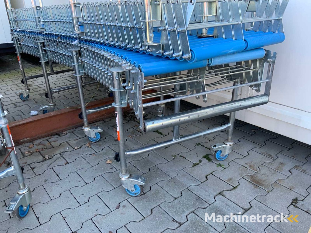 Roller conveyor (2x)