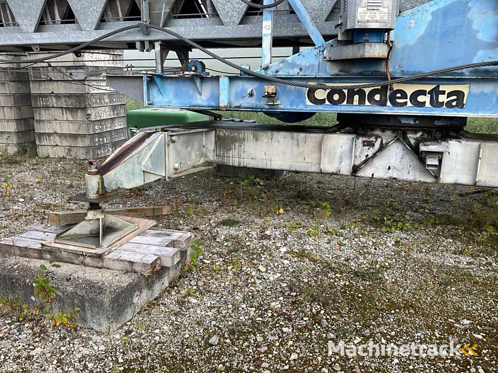 1987 Condecta Euro 3010 Zelfoprichtende kraan zonder chassis