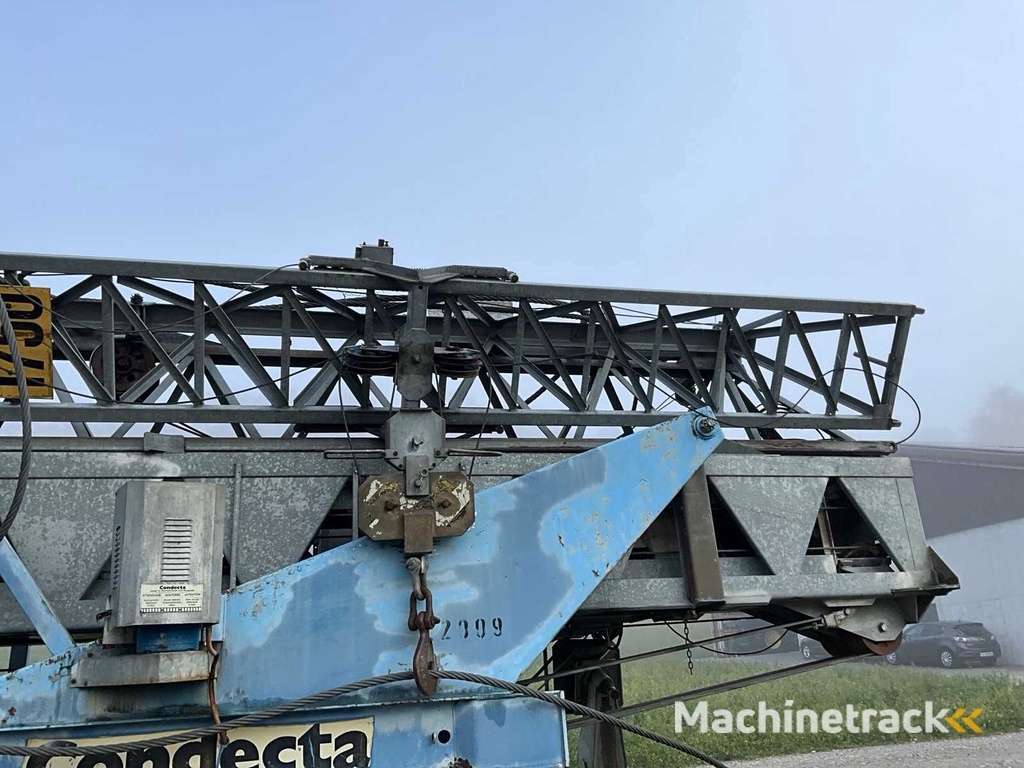 1987 Condecta Euro 3010 Zelfoprichtende kraan zonder chassis