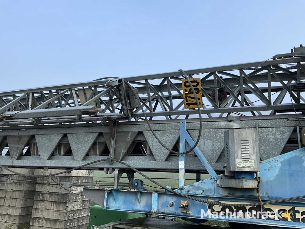 1987 Condecta Euro 3010 Zelfoprichtende kraan zonder chassis