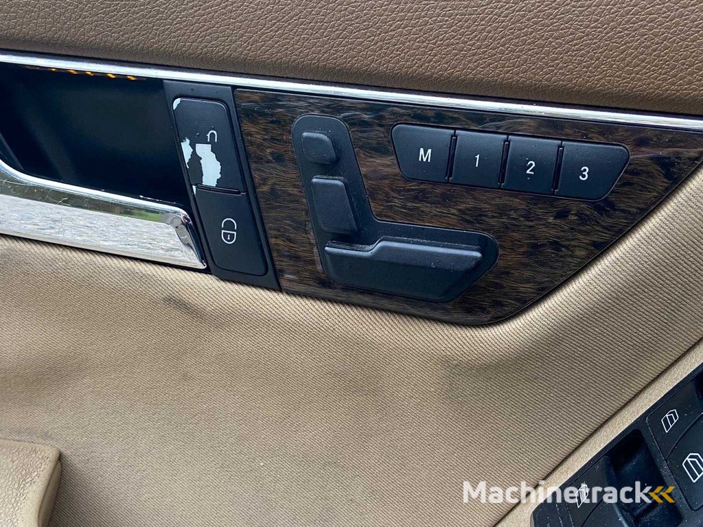 Mercedes-Benz - 2008 - C-class Estate - 220 CDI Elegance - 29-ZH-KZ